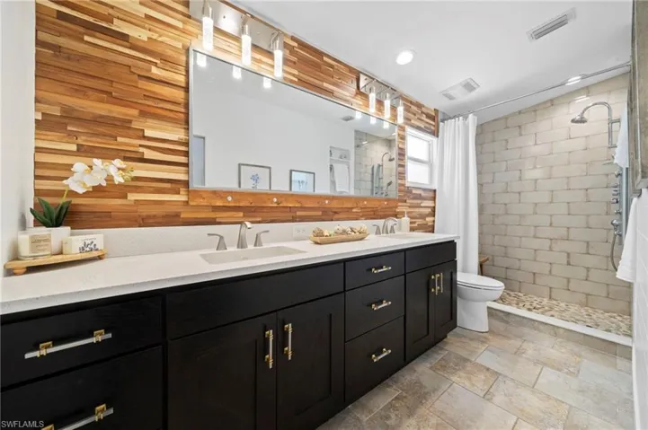 681 15th St Sw, Naples, Florida 34117