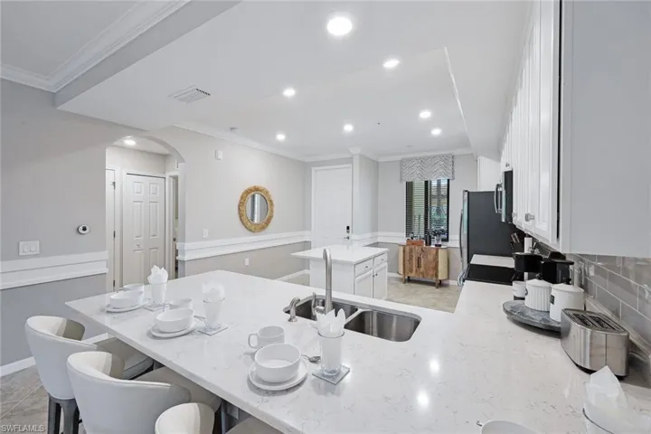 Breakfast Bar