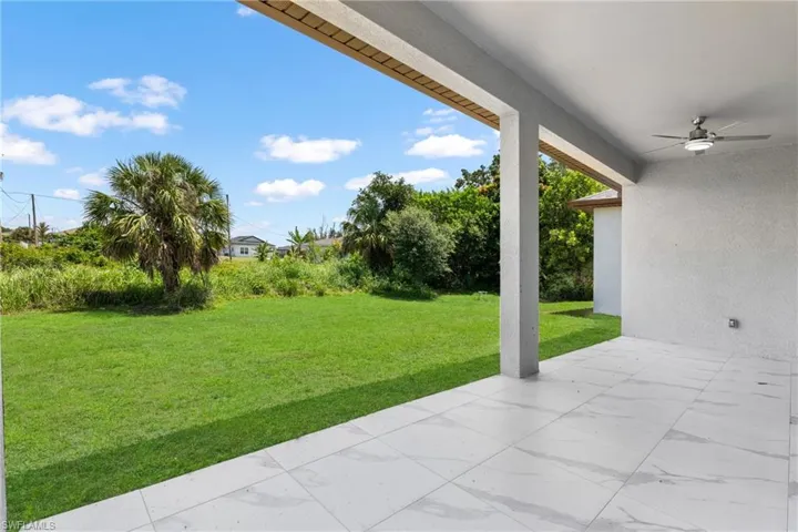 4002 22nd St Sw, Lehigh Acres, Florida 33976