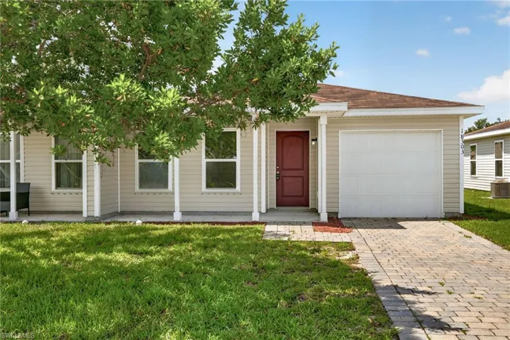 18303 Gibraltar Ln, Lehigh Acres, Florida 33936