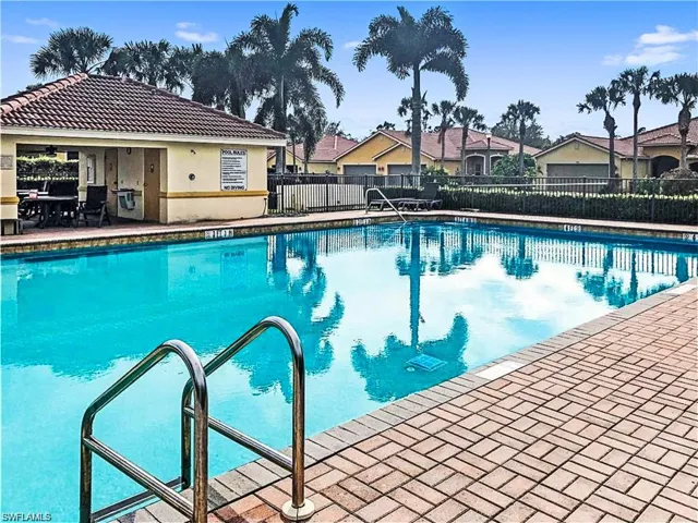 18303 Gibraltar Ln, Lehigh Acres, Florida 33936