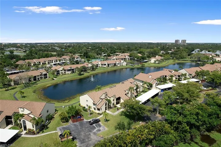 8565 Charter Club Cir 6, Fort Myers, Florida 33919
