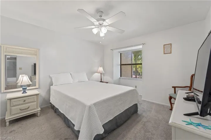 8565 Charter Club Cir 6, Fort Myers, Florida 33919