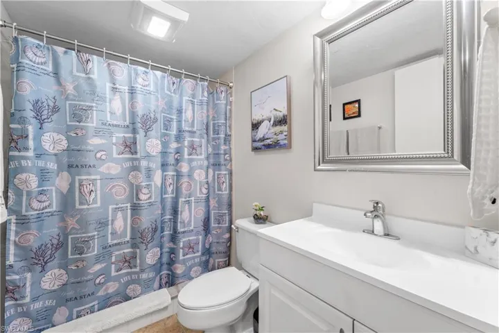 8565 Charter Club Cir 6, Fort Myers, Florida 33919