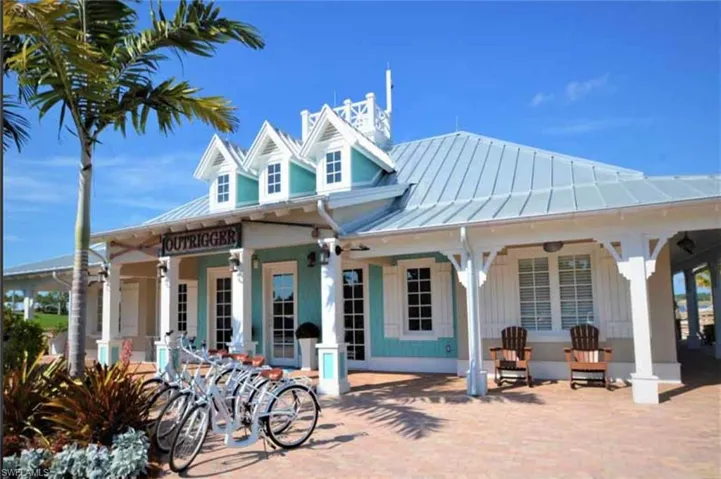 Community Area, free boat rides, use of paddle boards, kayaks, water boats