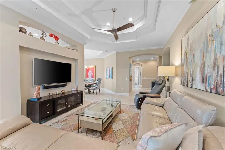 12041 Covent Garden Ct 2202, Naples, Florida 34120