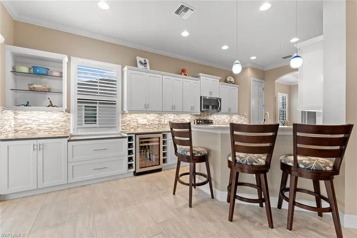 12041 Covent Garden Ct 2202, Naples, Florida 34120