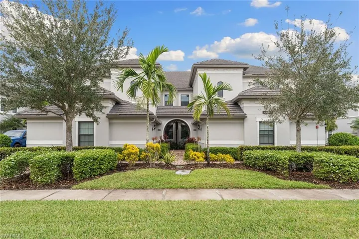 12041 Covent Garden Ct 2202, Naples, Florida 34120