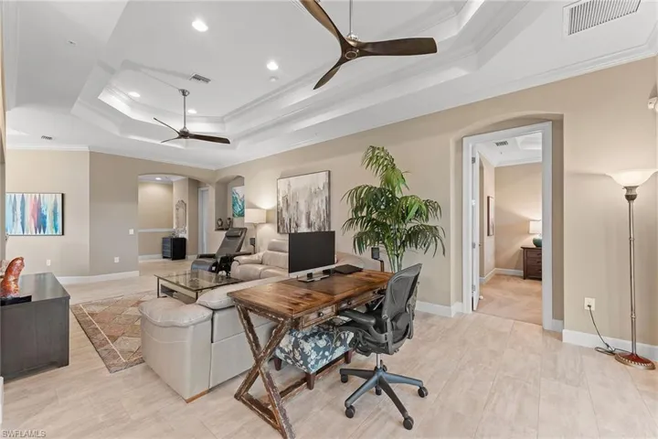 12041 Covent Garden Ct 2202, Naples, Florida 34120