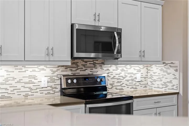 12041 Covent Garden Ct 2202, Naples, Florida 34120