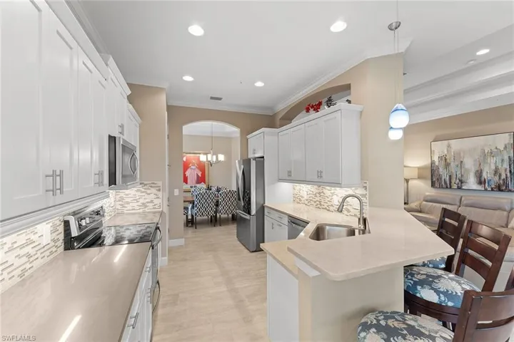 12041 Covent Garden Ct 2202, Naples, Florida 34120