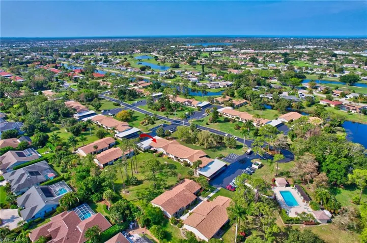 1073 Pine Isle LN # 1073, NAPLES FL 34112