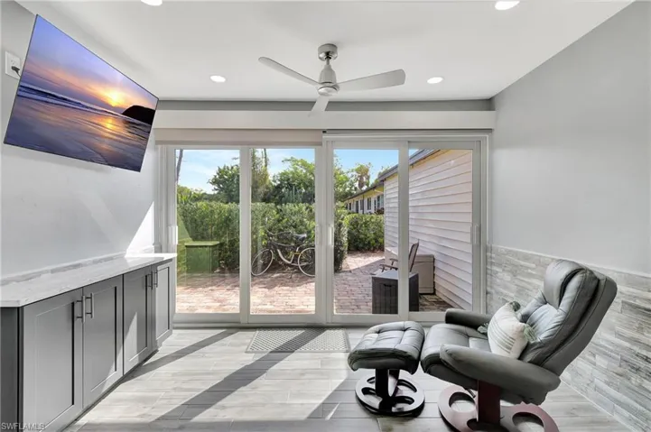 included Lanai space