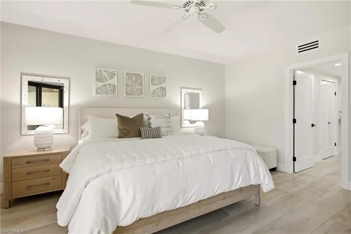 6300 Pelican Bay Blvd 103, Naples, Florida 34108