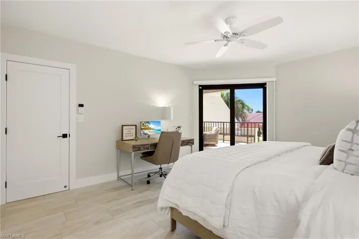 6300 Pelican Bay Blvd 103, Naples, Florida 34108
