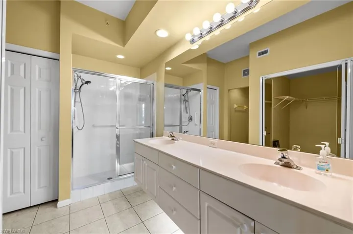 6790  Beach Resort  DR, Naples, FL 34114