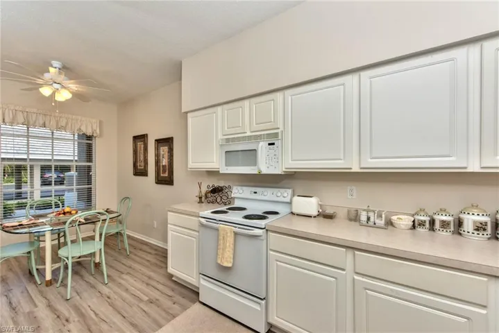 1970 Willow Bend Cir 6-102, Naples, Florida 34109