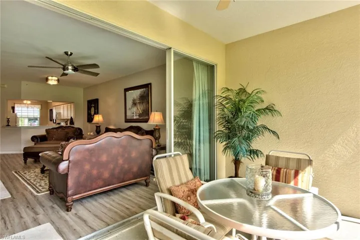 1970 Willow Bend Cir 6-102, Naples, Florida 34109