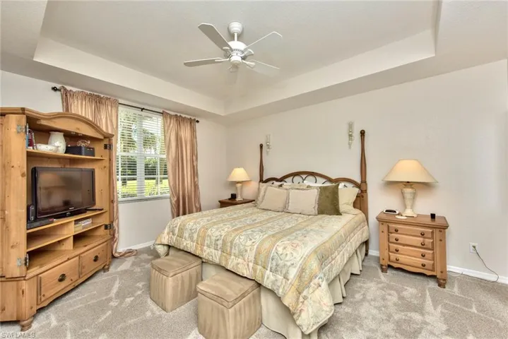 1970 Willow Bend Cir 6-102, Naples, Florida 34109