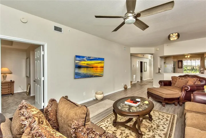 1970 Willow Bend Cir 6-102, Naples, Florida 34109