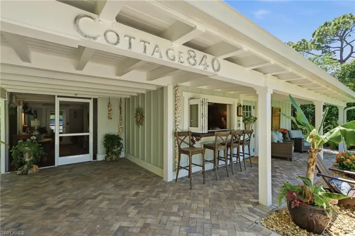 840 Myrtle Ter, Naples, Florida 34103