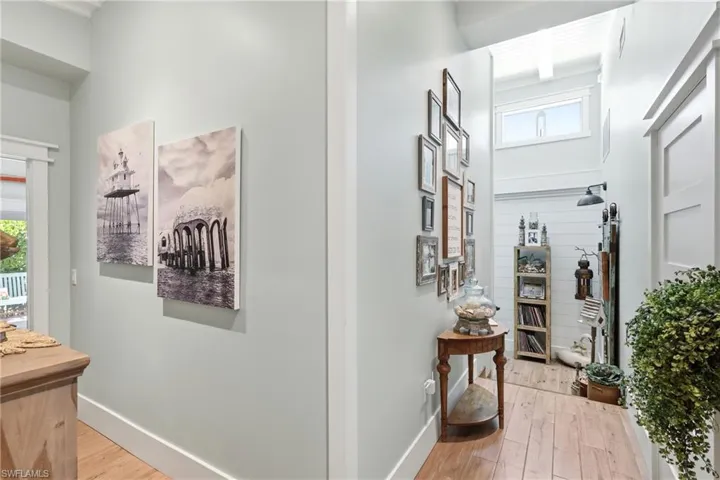 840 Myrtle Ter, Naples, Florida 34103