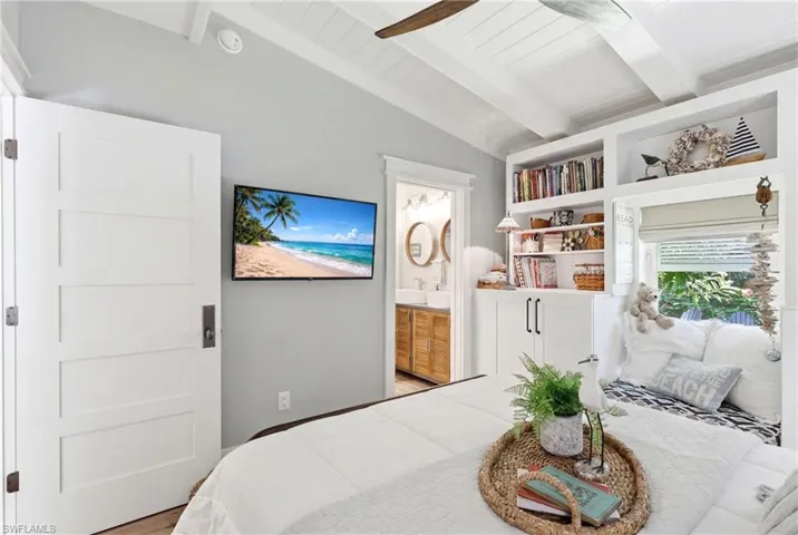 840 Myrtle Ter, Naples, Florida 34103