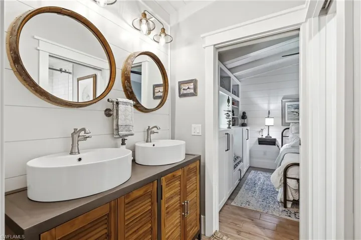 840 Myrtle Ter, Naples, Florida 34103