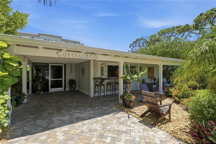 840 Myrtle Ter, Naples, Florida 34103