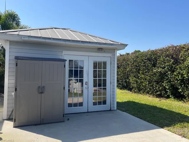 Storage Cabinet & Shed
