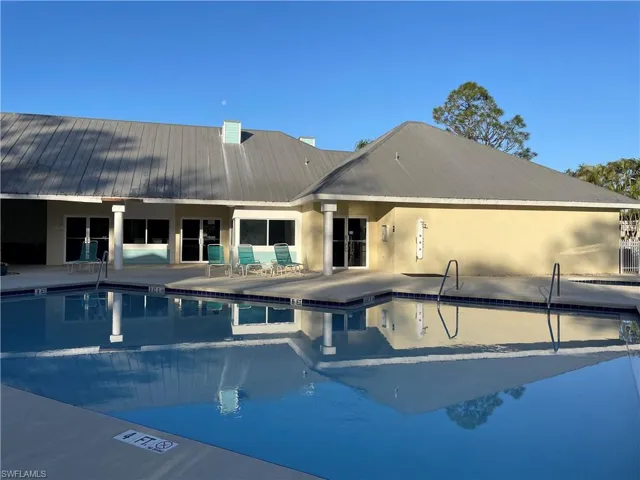 Pool Welcome Center