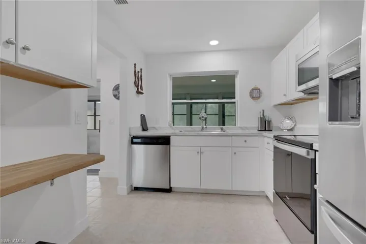 3980 Estero Bay Ln F23, Naples, Florida 34112