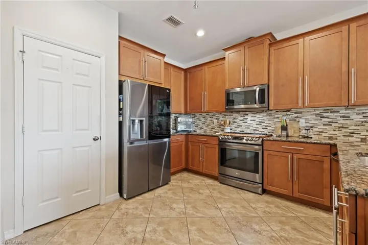 8648  Lake Front  CT, Punta Gorda, FL 33950