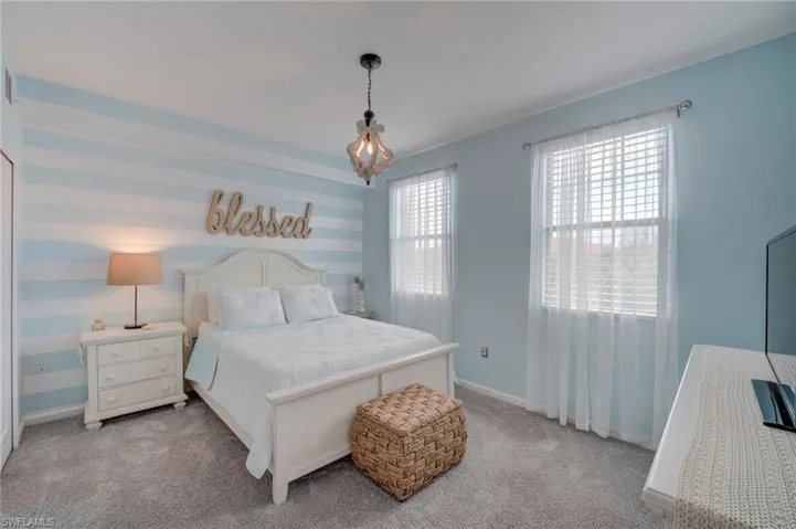 Guest bedroom