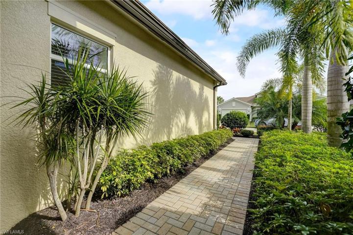 28496  Burano  DR, Bonita Springs, FL 34135
