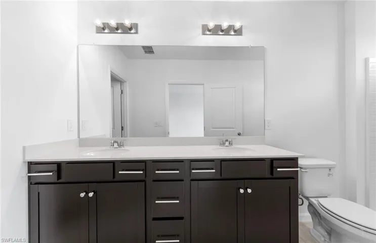 Photos are of similar Daniel floorplan. Homes may vary.