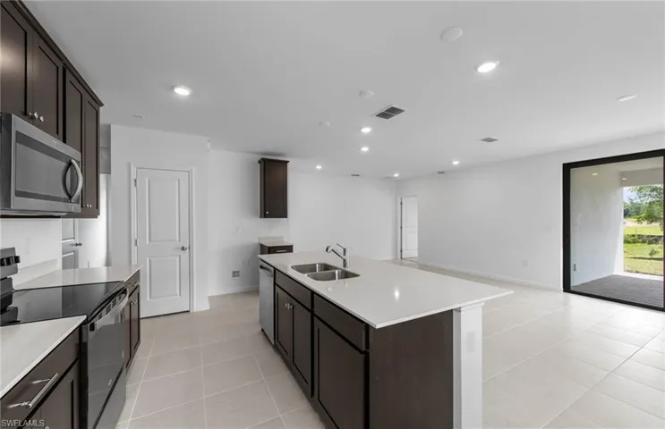 Photos are of similar Daniel floorplan. Homes may vary.