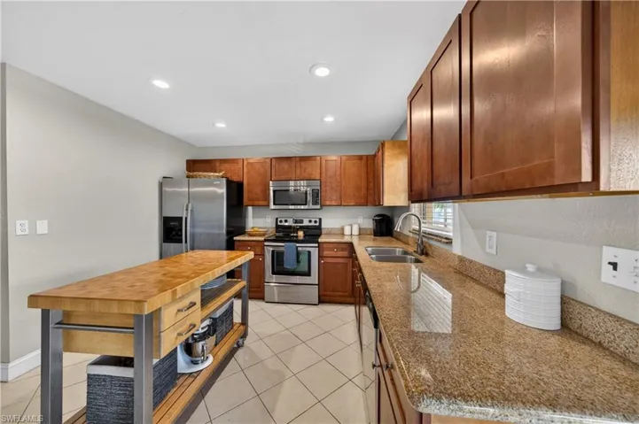 4005 Sw 27th Ave, Cape Coral, Florida 33914