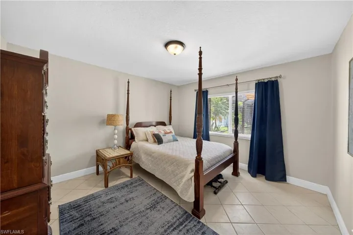 4005 Sw 27th Ave, Cape Coral, Florida 33914