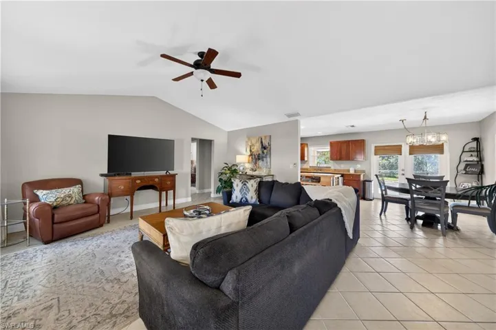 4005 Sw 27th Ave, Cape Coral, Florida 33914