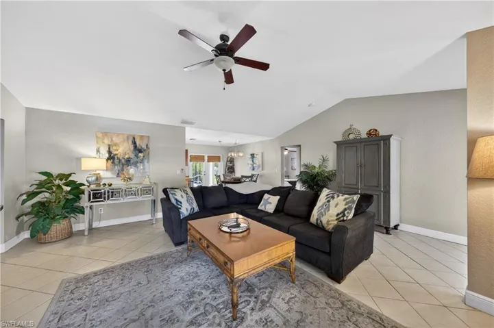 4005 Sw 27th Ave, Cape Coral, Florida 33914