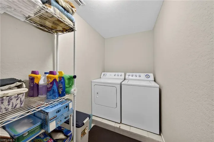 4005 Sw 27th Ave, Cape Coral, Florida 33914