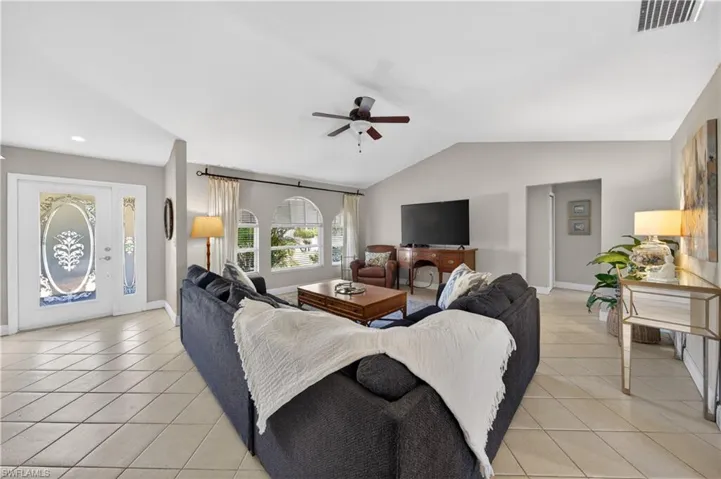 4005 Sw 27th Ave, Cape Coral, Florida 33914