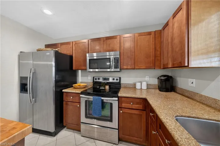 4005 Sw 27th Ave, Cape Coral, Florida 33914
