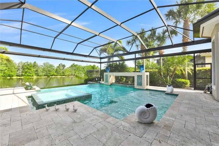 Pool & Spa