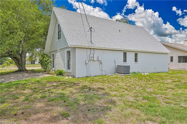 17337 Phlox Dr, Fort Myers, Florida 33967