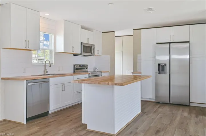 2481 Austin Smith Ct, North Fort Myers, Florida 33917