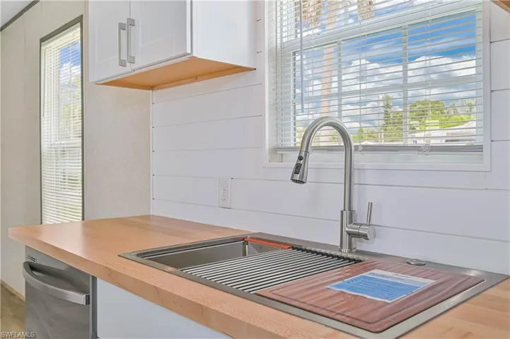 2481 Austin Smith Ct, North Fort Myers, Florida 33917