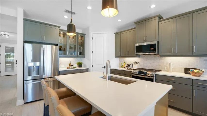 4105  Pegasus  WAY, Naples, FL 34120