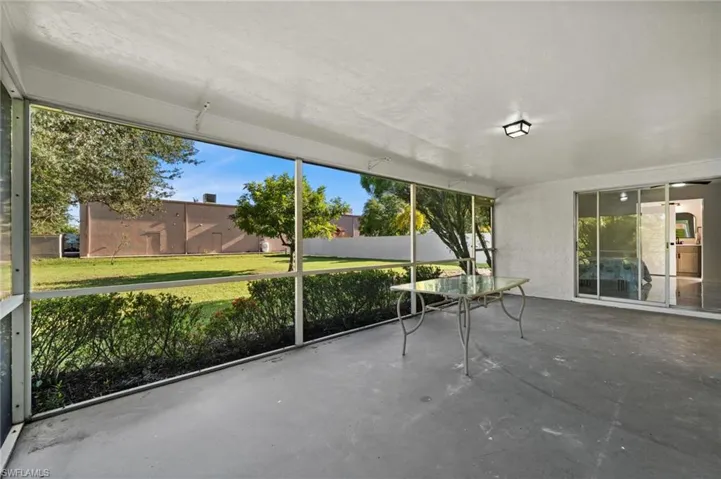 1614 Ne 6th Ter, Cape Coral, Florida 33909